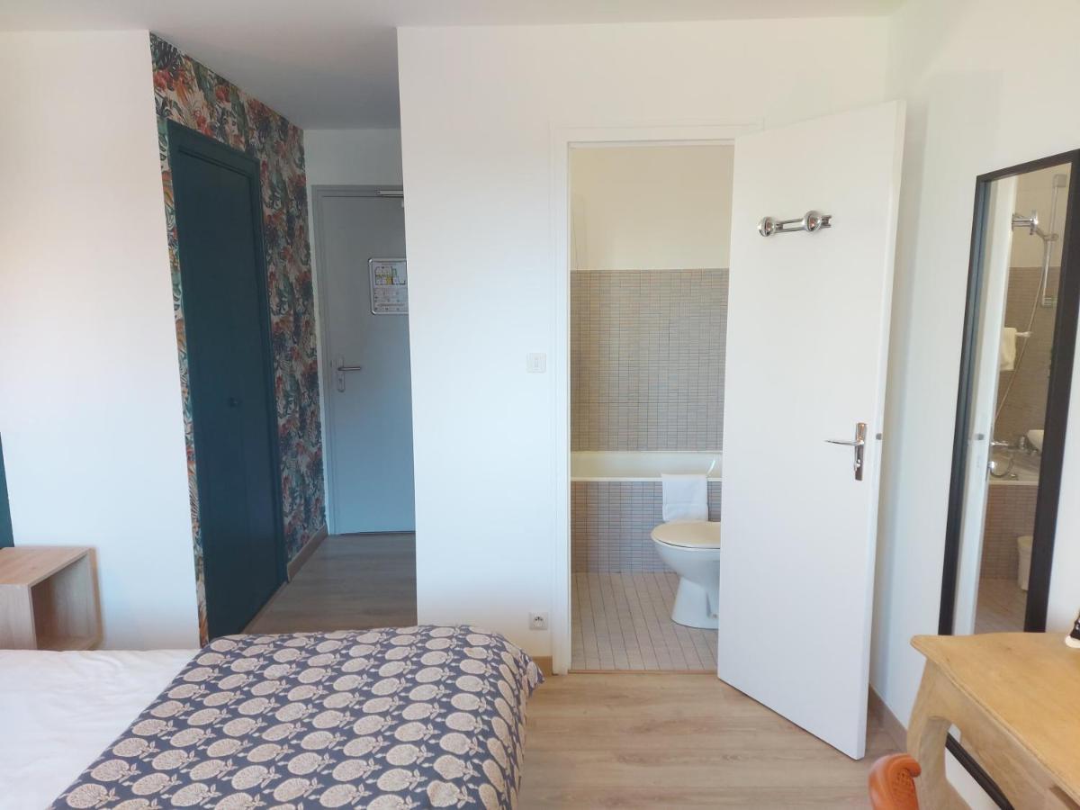 Logis Hôtel Vannes Nord Le Clos Des Hortensias Locqueltas Buitenkant foto
