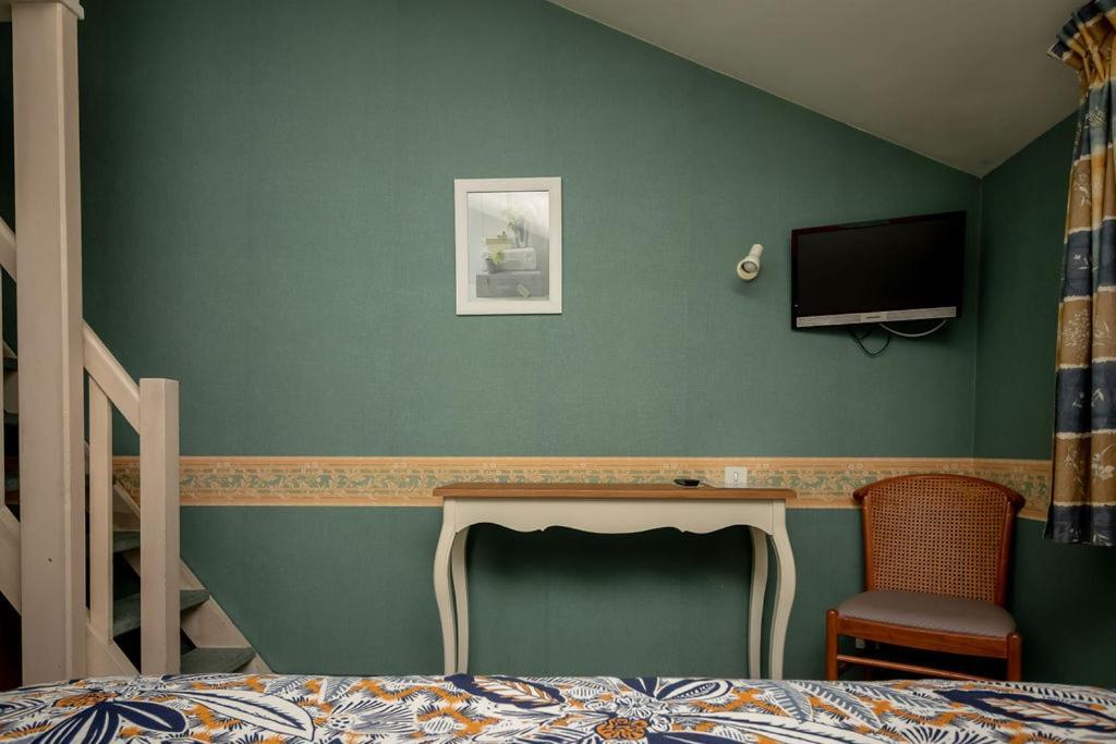Logis Hôtel Vannes Nord Le Clos Des Hortensias Locqueltas Buitenkant foto